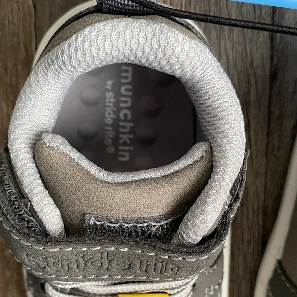 Munchkin comfortable shoes